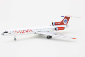 Tupolev TU-154M Samara Airlines RA-85817 Aeroclassics AC419861 1:400 - Image 3