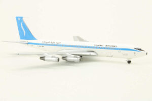 Alternative view of Boeing 707-320B Somali Airlines 6O-SBS Aeroclassics AC6OSBS 1:400