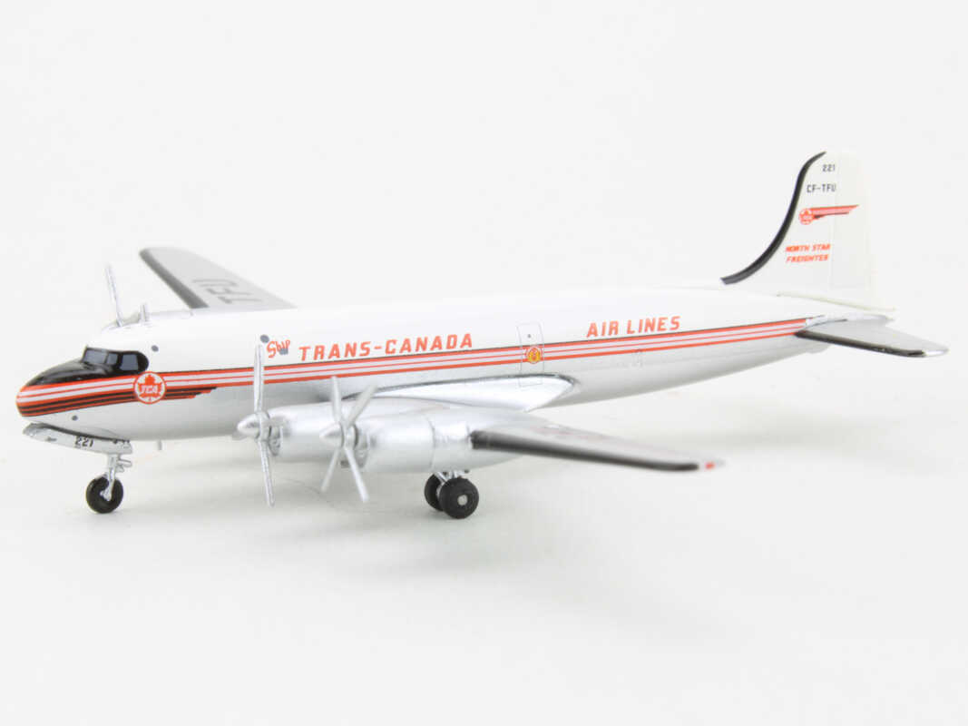 Canadair C-4F Trans-Canada Air Lines CF-TFU Aeroclassics AC706D 1:400 - Image 3