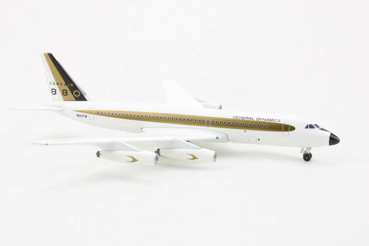 Convair CV-880 General Dynamics House Colors N801TW Aeroclassics AC90405 1:400 – Bild 2