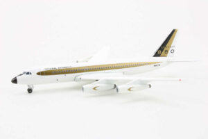Convair CV-880 General Dynamics House Colors N801TW Aeroclassics AC90405 1:400 – Bild 3