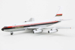 Boeing 707-138 Caribbean Airways G-AVZZ Aeroclassics ACCAR0608 1:400 - Image 3