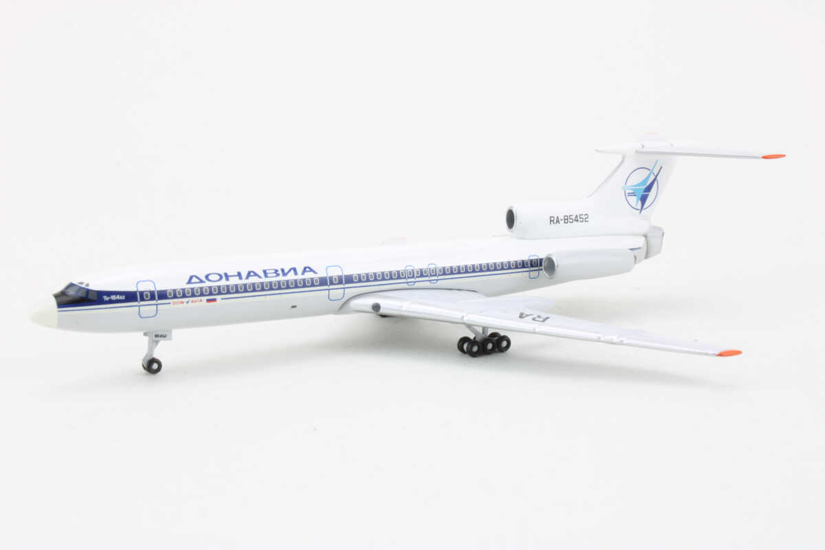 Tupolev TU-154B Donavia RA-85452 Aeroclassics ACDVB058 1:400 - Image 3