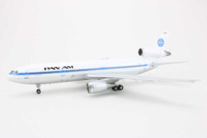 McDonnell Douglas DC-10-30 Pan Am Airways N82NA Aviation200 AV2PAA001 1:200 - Image 3