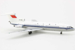 Alternative view of Hawker Siddeley HS.121 Trident 2E CAAC Airlines B-248 Aeroclassics 1:400