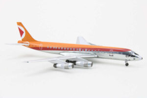 Douglas DC-8-50 CP Air CF-CPM Aeroclassics 1:400 – Bild 2