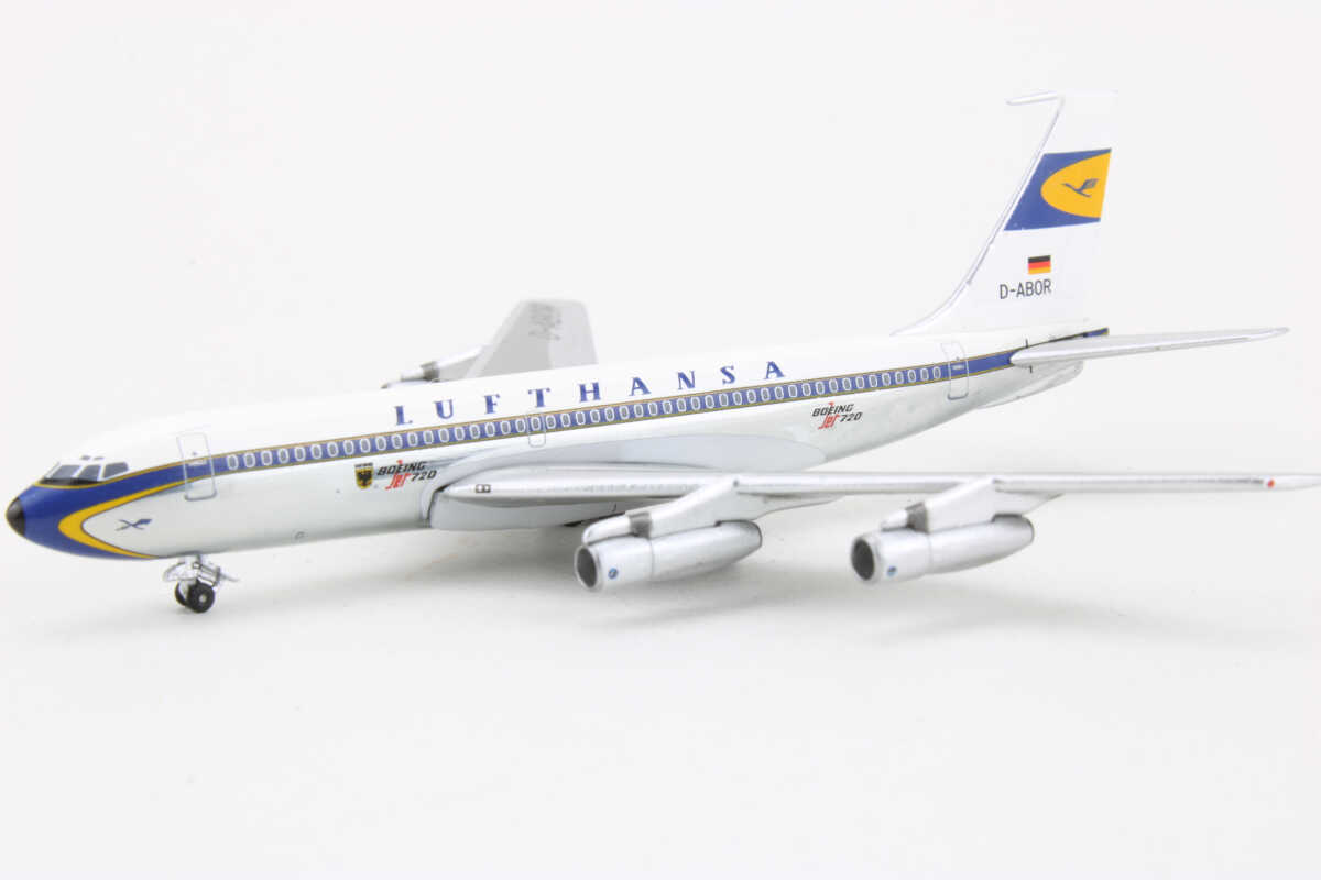 Boeing 720B Lufthansa D-ABOR Aeroclassics 1:400 - Image 3