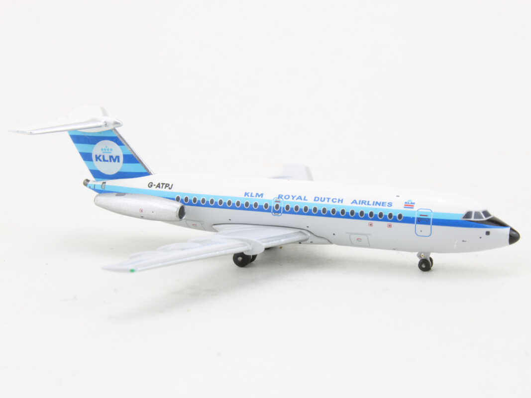 BAC 1-11-300 KLM Royal Dutch Airlines G-ATPJ Aeroclassics 1:400 - Image 2