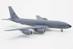 Alternative view of Boeing KC-135R Stratotanker United States Air Force 80052 Gemini Jets G2AFO385 1:200