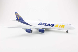 Alternative view of Boeing 747-8F Atlas Air N852GT Gemini Jets G2GTI583 1:200
