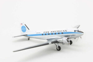 Alternative view of Douglas DC-3 Pan American NN54705 Gemini Jets G2PAA313 1:200
