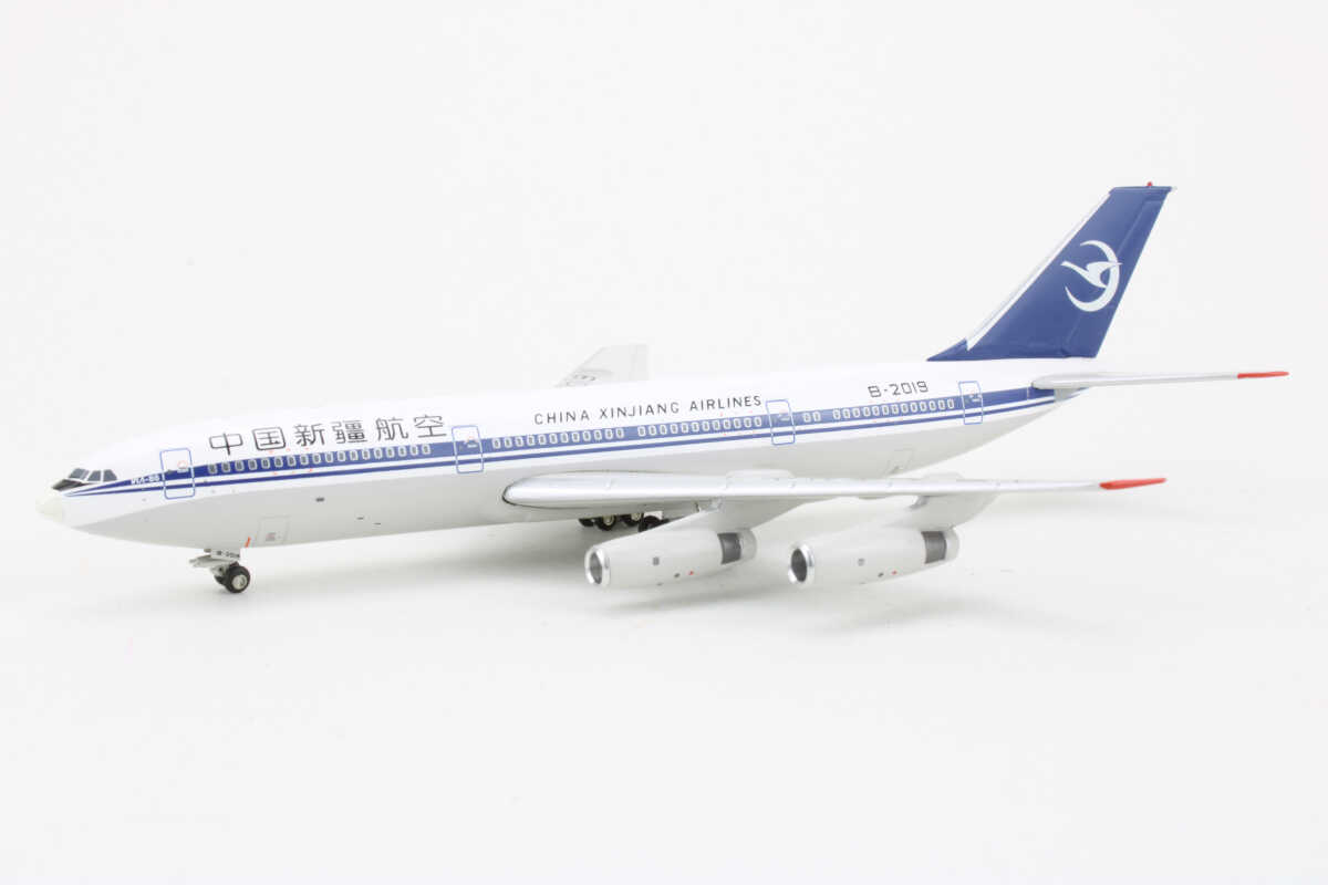 Ilyushin IL-86 China Xinjiang Airlines B-2019 Gemini Jets GJCXJ395 1:400 - Image 3