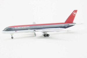 Boeing 757-200 Northwest Airlines N548US Gemini Jets GJNWA224 1:400 - Image 3