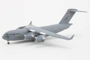 Boeing C-17 Globemaster III United States Air Force "Anchorage AFB" Gemini Macs GMUSA087 1:400 - Image 3