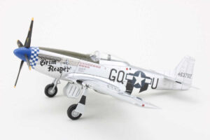North American P-51D Mustang "Grim Reaper", 355th FS, 9th USAAF, 1945 Hobbymaster HA7755 1:48 - Image 3