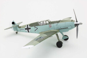 Alternative view of Messerschmitt BF109E-4 "Franz von Werra" II/JG-3, Sept.1940 Hobbymaster HA8722 1:48