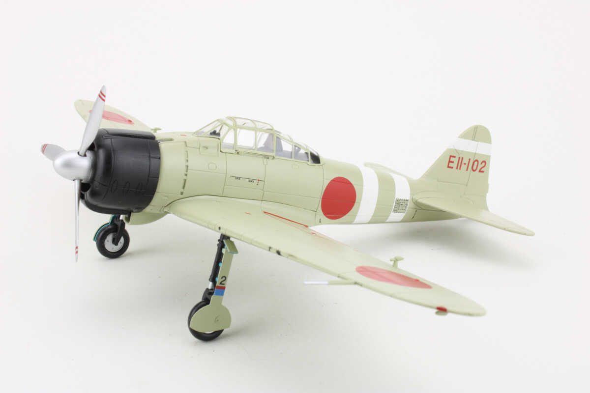 Mitsubishi A6M2 Zero Type 21 Ell-102, PO 1st Class Testuszo Iwamoto, Carrier Zuikaku, Pearl Harbour 1941 Hobbymaster HA8810 1:48 – Bild 3