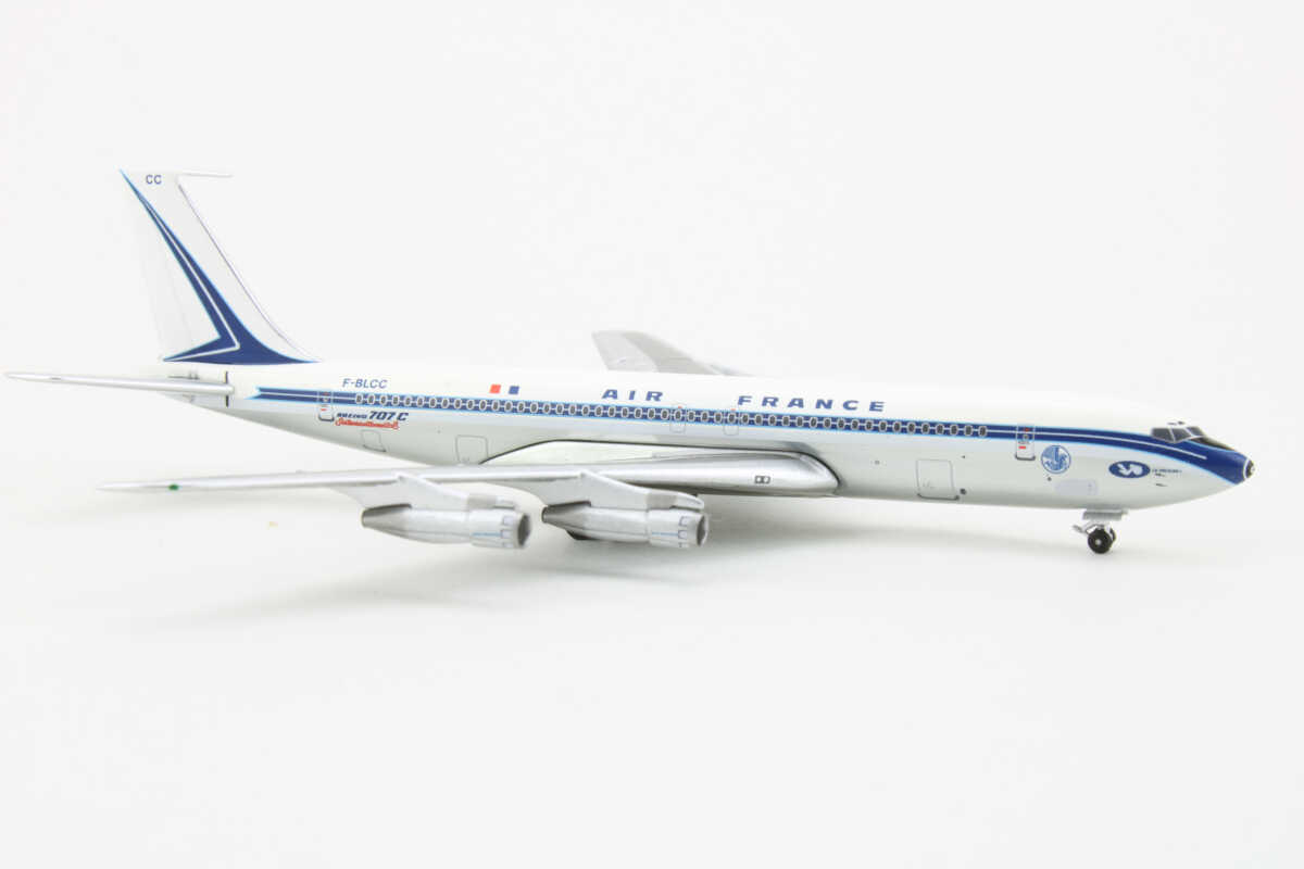 Boeing 707-320C Air France "Exclusive for Scale Hangar" Aeroclassics HC-038 1:400 - Image 2