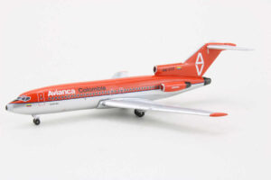 Boeing 727-100 Avianca Colombia HK-1717 Aeroclassics 1:400 - Image 3