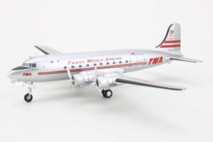 Douglas DC-4 TWA Trans World Airlines N45341 Hobbymaster HL2024 1:200 - Image 3