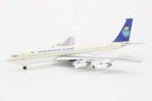 Boeing 707-320C Saudia HZ-HM2 Aeroclassics 1:400 - Image 3
