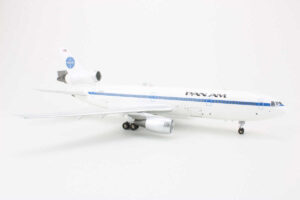 McDonnell Douglas DC-10-30 Pan Am Airways N80NA Inflight200 IF103007 1:200 – Bild 2
