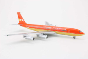 Boeing 707-300 Braniff International N7098 Inflight200 IF707BN0719 1:200 – Bild 2