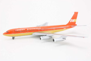 Boeing 707-300 Braniff International N7098 Inflight200 IF707BN0719 1:200 – Bild 3