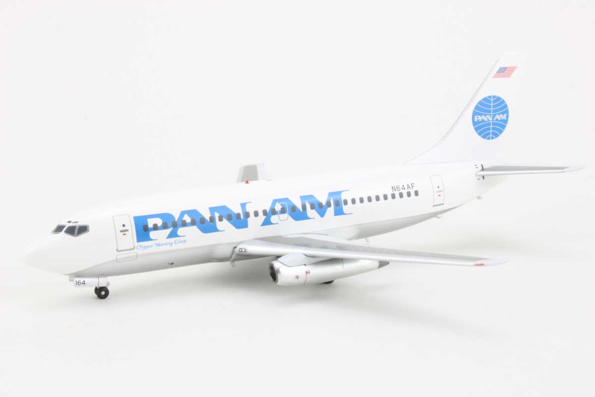 Boeing 737-200 Pan Am Airways N64AF Inflight200 IF732005 1:200 – Bild 3