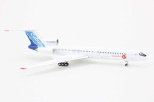 Alternative view of Tupolev TU-154M Siberia Airlines RA-85628 JC Wings JC2027 1:200