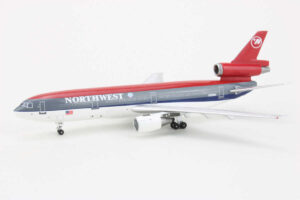 McDonnell Douglas DC-10-30 Northwest Airlines N236NW Aeroclassics 1:400 – Bild 3