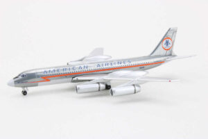 Convair CV-990 American Airlines N5619 Aeroclassics 1:400 - Image 3