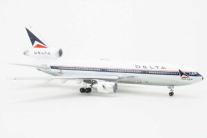 McDonnell Douglas DC-10-10 Delta Air Lines N601DA Aeroclassics 1:400 – Bild 2