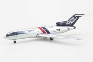 Boeing 727-100F Flying Tigers N935FT Aeroclassics 1:400 - Image 3