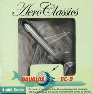 Douglas DC-9-30 Midway Airlines N940ML Aeroclassics 1:400