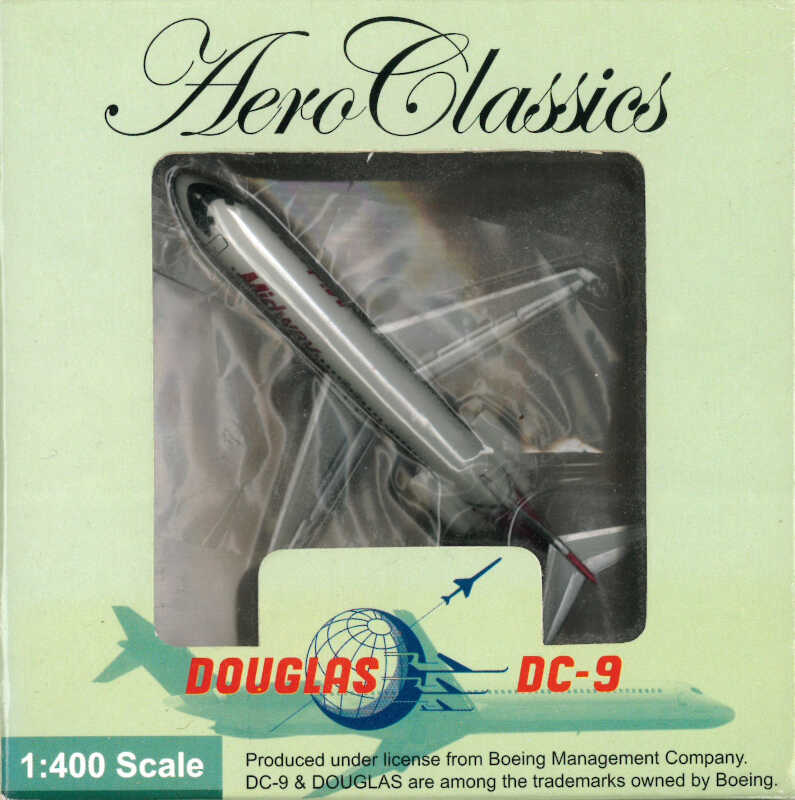 Douglas DC-9-30 Midway Airlines N940ML Aeroclassics 1:400