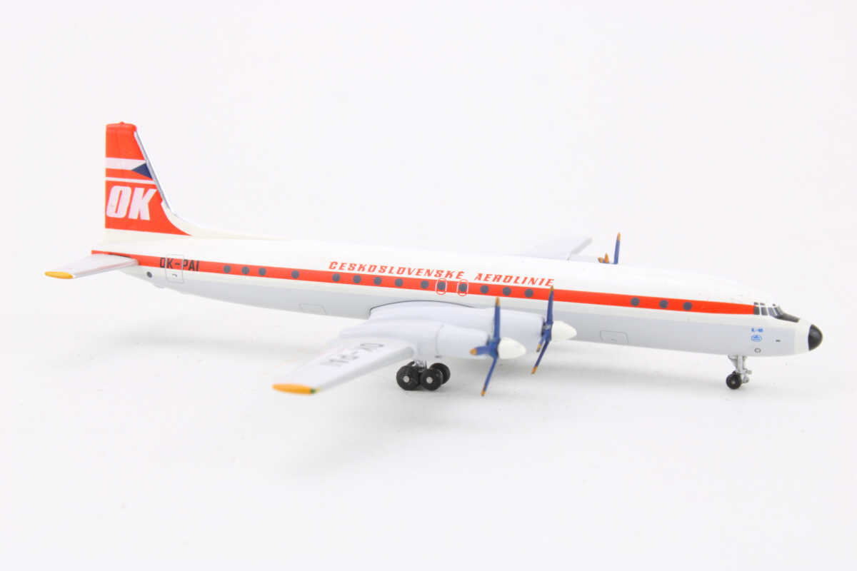 Ilyushin IL-18 Czechoslovak Airlines OK-PAI Aeroclassics 1:400 - Image 2