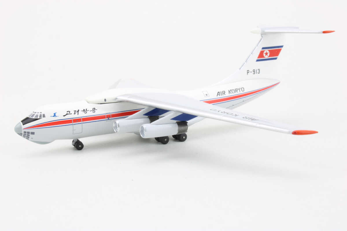Ilyushin IL-76 Air Koryo P-913 Aeroclassics 1:400 - Image 3