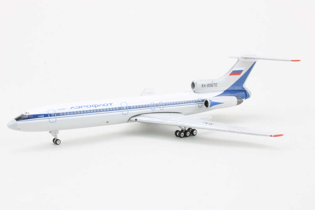 Tupolev TU-154M Aeroflot RA-85670 Phoenix PH4AFL796 1:400 - Image 3
