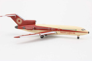 Alternative view of Boeing 727-100C Transbrasil PT-TYP "Dark cream / Maroon" Aeroclassics 1:400