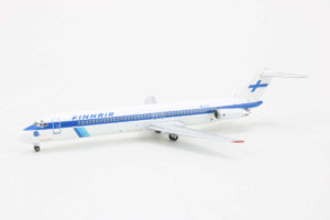 Douglas DC-9-50 Finnair OH-LYX Souvereign Models SOVFIN10 1:400 – Bild 3