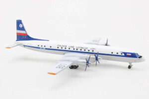 Alternative view of Ilyushin IL-18 LOT Polish Airlines SP-LSB Aeroclassics 1:400
