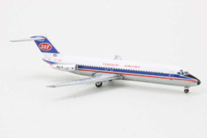 Douglas DC-9-30 JAT Yugoslav Airlines YU-AHN Aeroclassics 1:400 – Bild 2
