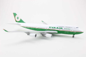 Alternative view of Boeing 747-400 EVA Air B-16409 JC Wings BBOX2529 1:200